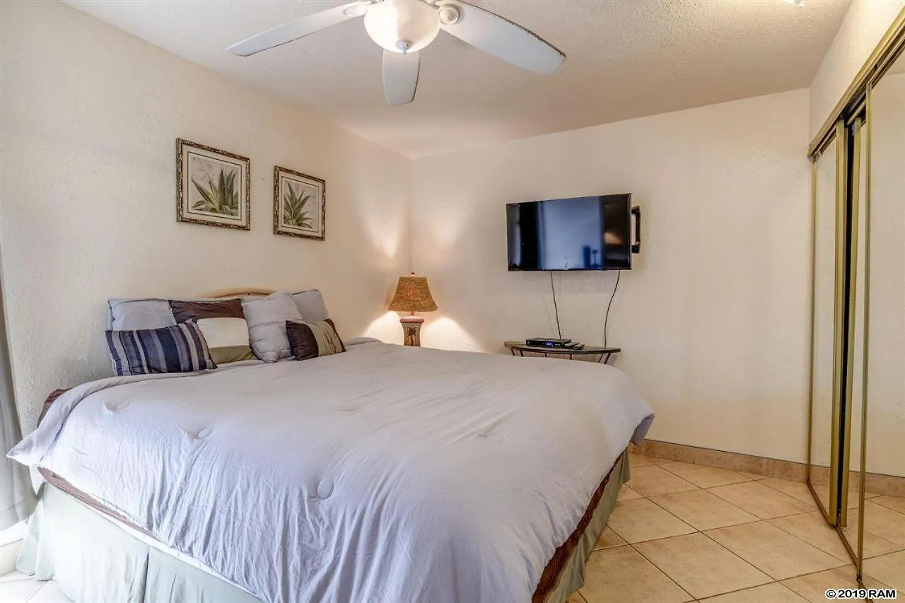 Awesome Paki Maui Beach Condos In Lahaina
